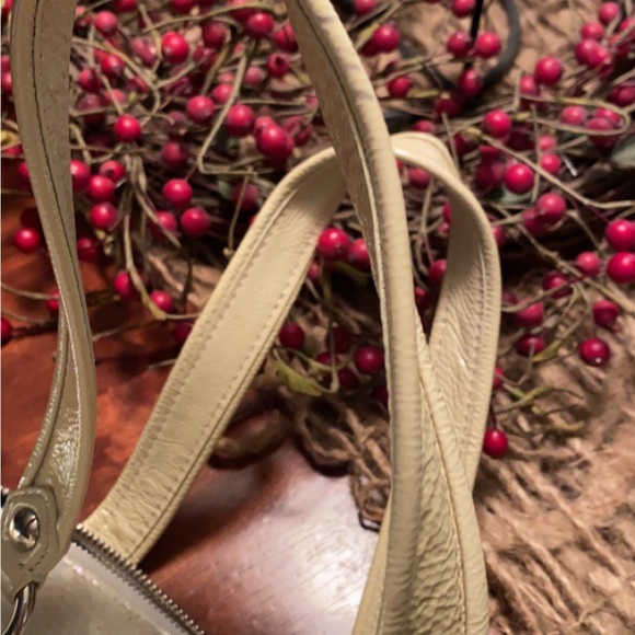 Coach Handbag - Picture 6 of 7